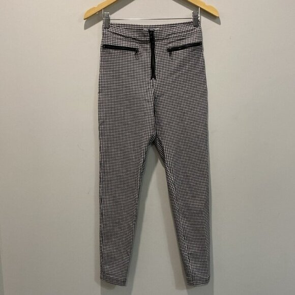 Urban Outfitters Checkered skinny pant Skimmers - Picture 12 of 15